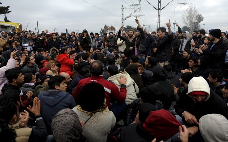 Η Ιταλία φοβάται νέο πέρασμα προσφύγων μέσω Αλβανίας