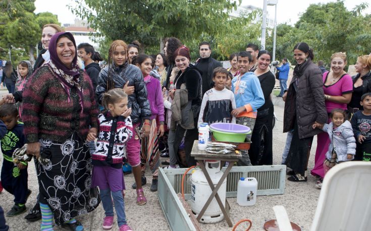 Έρευνα στην Καλαμάτα για τη χορήγηση στεγαστικών δανείων σε Ρομά