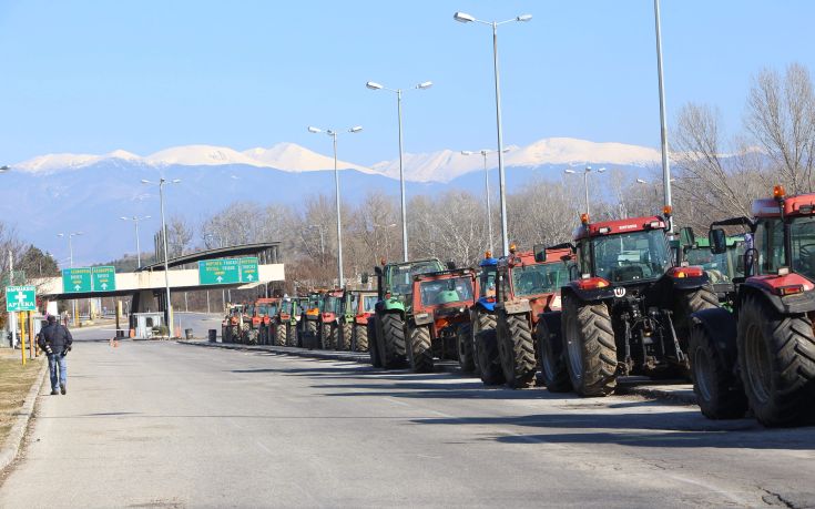 Κατεβαίνουν με τα τρακτέρ στην Αθήνα οι αγρότες