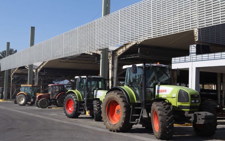 Στο κενό οι συζητήσεις για άνοιγμα των τελωνείων