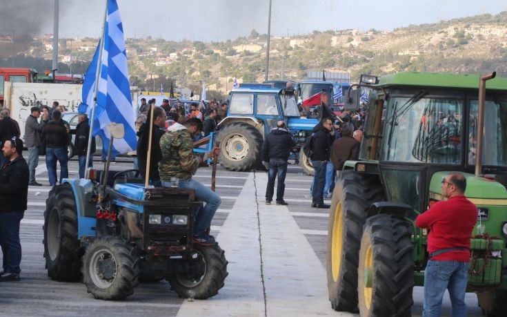 Κρίσιμη Παρασκευή για τα μπλόκα Νίκαιας και Τεμπών