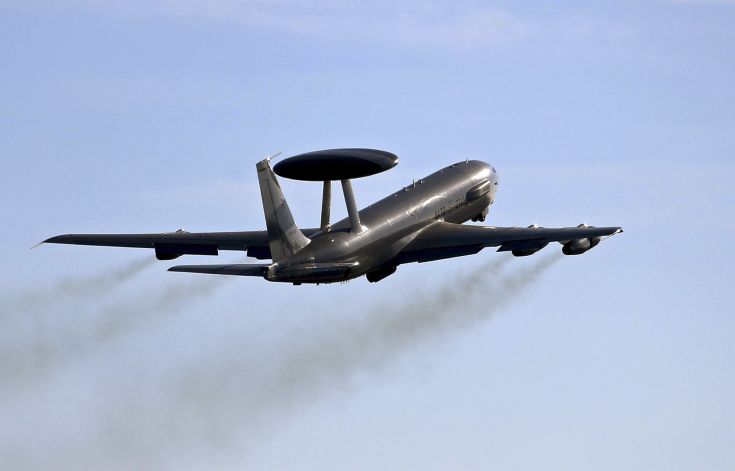 «Ναι» στην ανάπτυξη αεροσκαφών Awacs κατά των τζιχανιστών