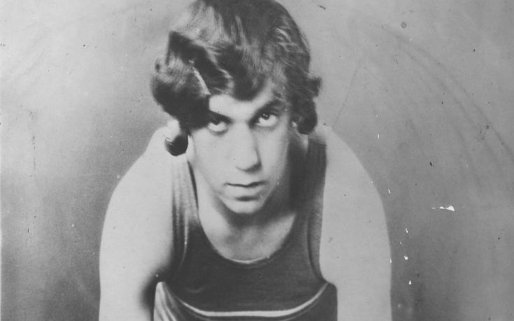 Η χρυσή Ολυμπιονίκης που αποκαλύφθηκε ότι ήταν άντρας μετά τη δολοφονία της