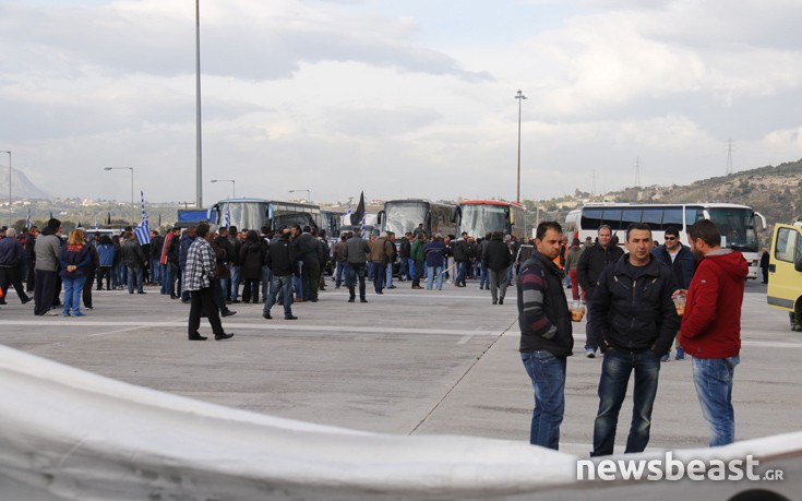 ΑΓΡΟΤΕΣ ΔΙΟΔΙΑ ΚΑΛΑΜΑΚΙΟΥ ΑΓΡΟΤΕΣ ΔΙΟΔΙΑ ΚΑΛΑΜΑΚΙΟΥ