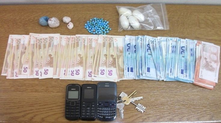 Κατάπιε κοκαΐνη για να τη μεταφέρει στην Ελλάδα