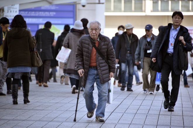 Αντιμέτωπη με τις επιπτώσεις από τη ραγδαία γήρανση του πληθυσμού της η Ιαπωνία