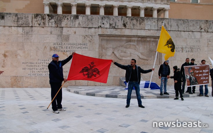 Σε εξέλιξη η συγκέντρωση των αγροτών στο Σύνταγμα