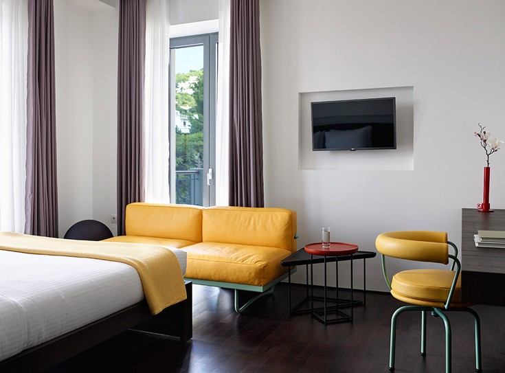 LG ξενοδοχειακές τηλεοράσεις και digital signage στο «Domotel Kastri»