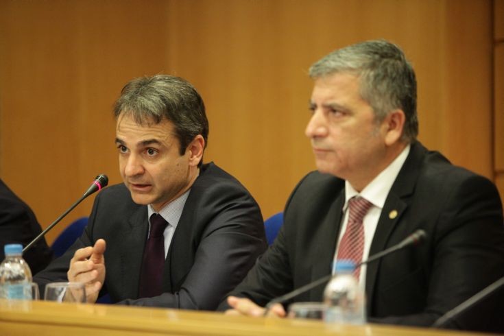 Μητσοτάκης: Εμείς θα συνεχίσουμε να βάζουμε εθνική πλάτη