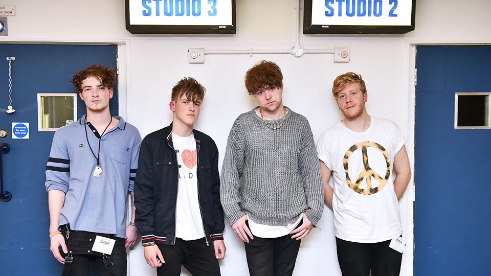 Τραγικό φινάλε για το συγκρότημα Viola Beach