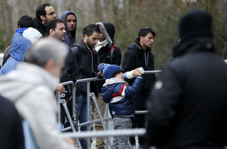 Πάνω από 330.000 αιτήσεις ασύλου εγκρίθηκαν στην Ε.Ε. το 2015