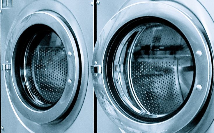 Ο πιο απλός και οικονομικός τρόπος να απολυμάνετε το πλυντήριο ρούχων
