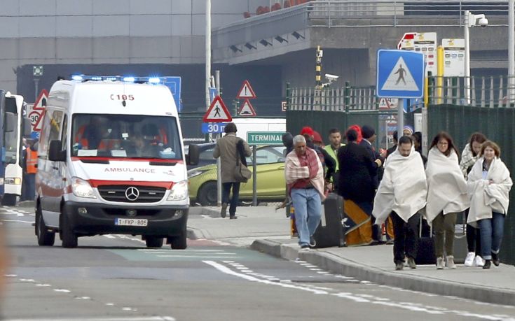 Τα κόμματα καταδικάζουν τις επιθέσεις στις Βρυξέλλες