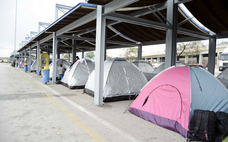 Στους 3.280 οι πρόσφυγες που μένουν στον ΟΛΠ