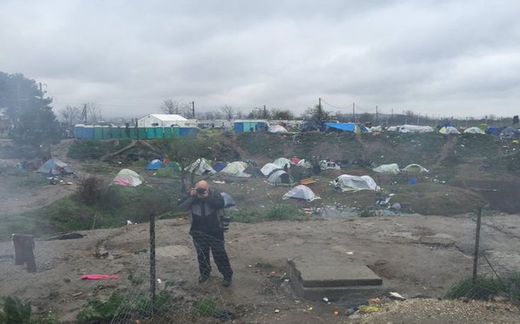 Περίπου 200 πρόσφυγες επέστρεψαν από τα Σκόπια στην Ελλάδα