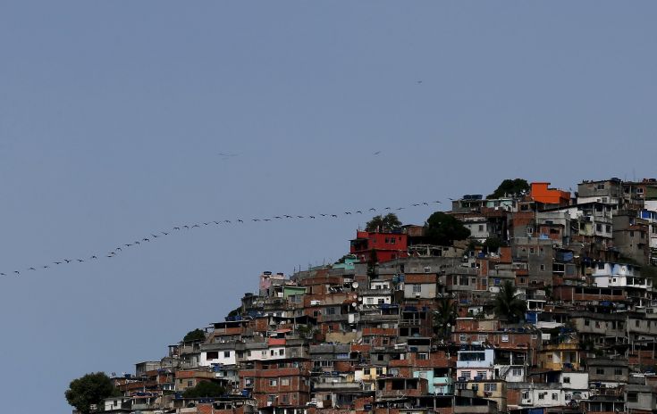 Διαβεβαιώσεις του στρατού εν μέσω πολιτικής κρίσης στη Βραζιλία