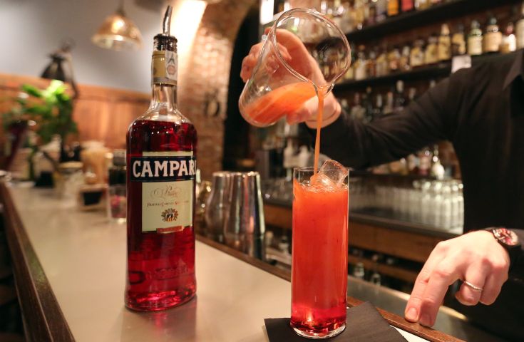 Η Campari θα υποβάλει πρόταση εξαγοράς της Grand Marnier