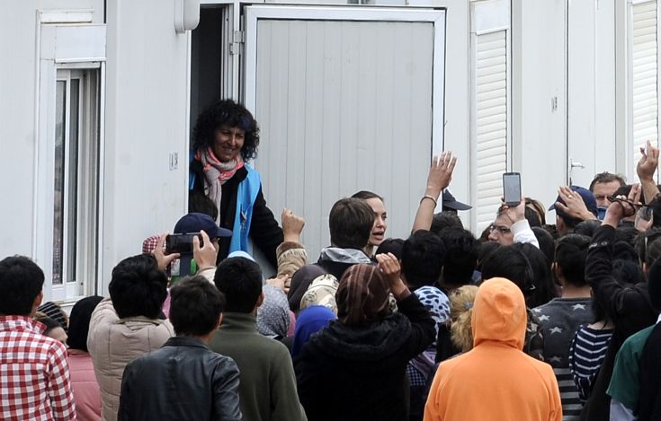 Είκοσι λεωφορεία με πρόσφυγες και μετανάστες έφτασαν στα Ιωάννινα