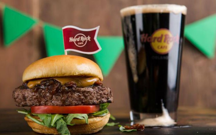 Νέο burger στον κατάλογο του Hard Rock Cafe Athens