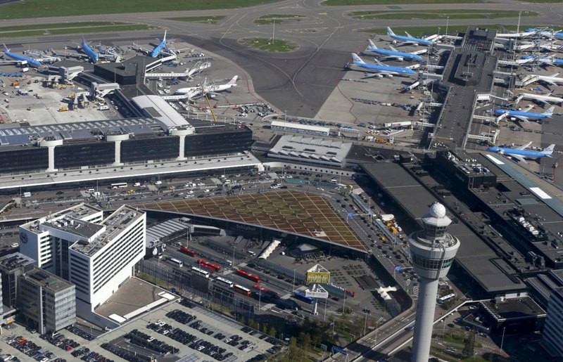 Αξιωματούχος ΕΕ: Δεν σχεδιάζονται αυστηρότεροι έλεγχοι στα αεροδρόμια