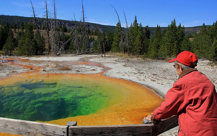 Μία 90χρονη με καρκίνο αντί για θεραπεία επιλέγει να κάνει το όνειρό της πραγματικότητα