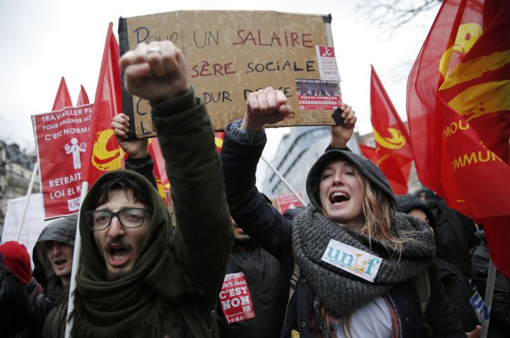 Συγκρούσεις και συλλήψεις στη Γαλλία για τα εργασιακά