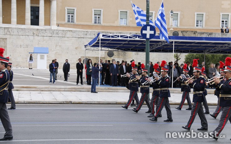 Άνοιξαν οι δρόμοι στο κέντρο της Αθήνας