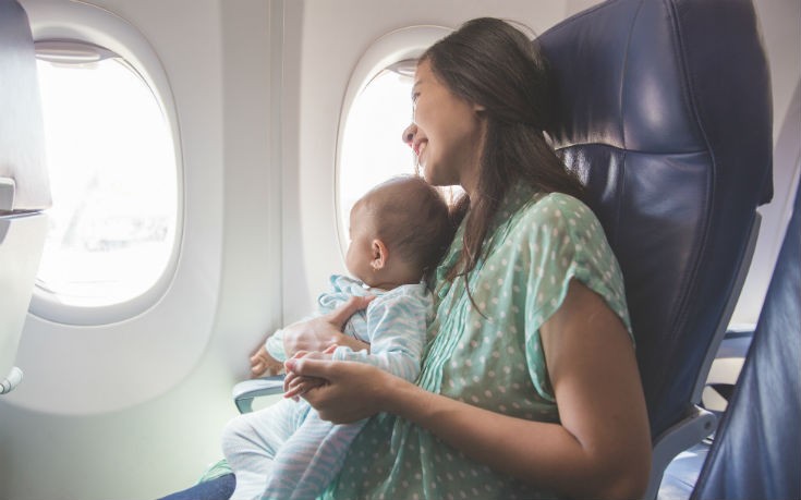 ΜΗΤΕΡΑ ΠΑΙΔΙ ΑΕΡΟΠΛΑΝΟ ΠΤΗΣΗ ΓΟΝΙΟΣ ΜΗΤΕΡΑ ΠΑΙΔΙ ΑΕΡΟΠΛΑΝΟ ΠΤΗΣΗ ΓΟΝΙΟΣ