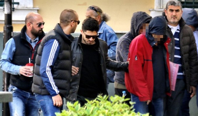 Στη φυλακή δυο από τους κατηγορούμενους στην υπόθεση εναέριας διακίνησης μεταναστών