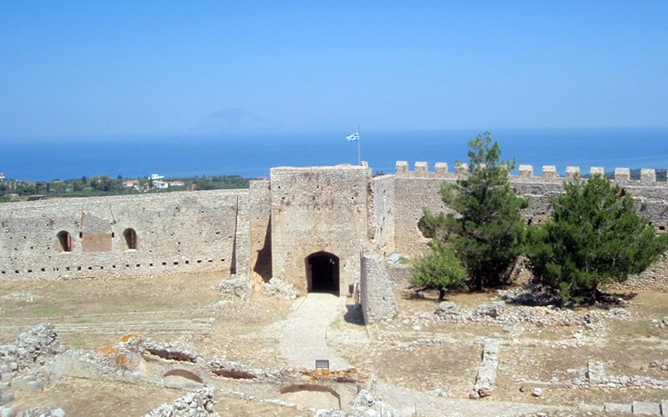 Κάστρο Χλεμούτσι Κάστρο Χλεμούτσι