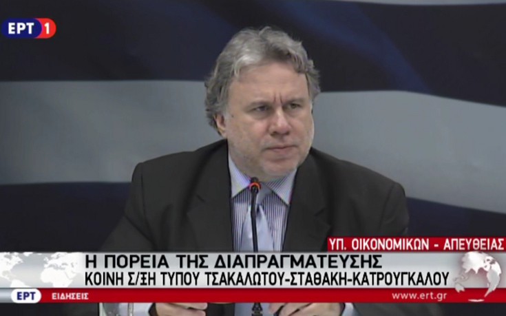 Κατρούγκαλος: Δεν κόβεται το ΕΚΑΣ προκειμένου να κλείσει η συμφωνία με τους δανειστές