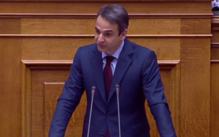 Mητσοτάκης: Μικρή η απόσταση που χωρίζει μια βαριοπούλα από μια μολότοφ