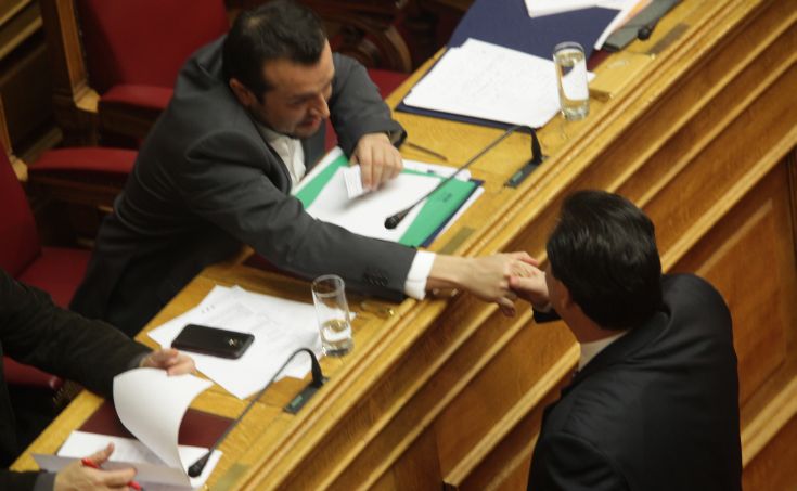 Παππάς σε Άδωνι: Προσπάθησε να μην είσαι τρολ