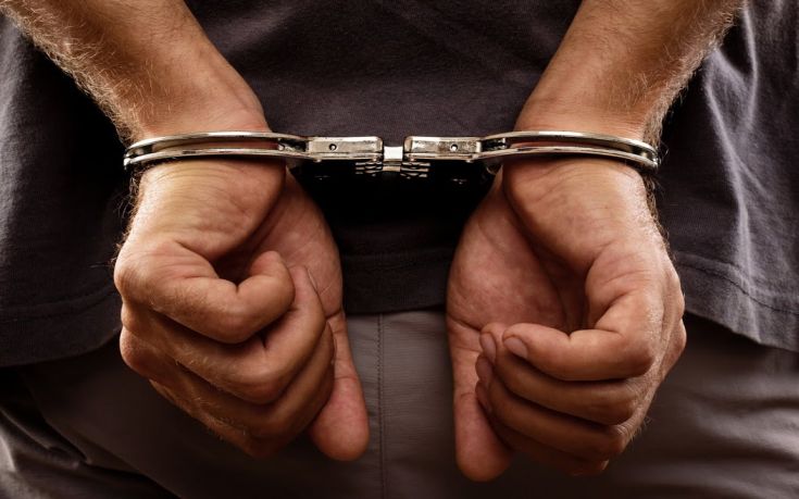 Πώς δρούσε κύκλωμα μπράβων, εκβιαστών και τοκογλύφων
