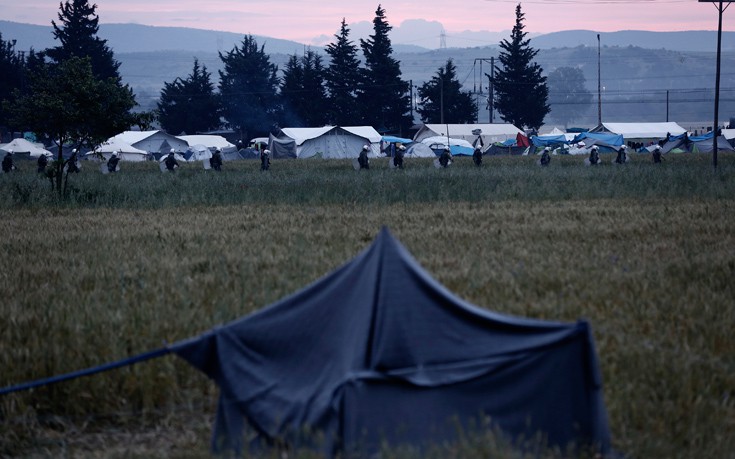 Κριτική στην κυβέρνηση για την επιχείρηση στην Ειδομένη