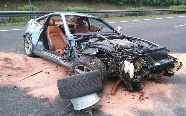 Έχασε τον έλεγχο της Ferrari ενώ έτρεχε με 300 χλμ/ώρα!