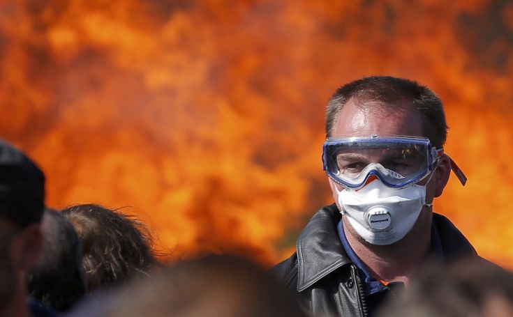 Υπό την απειλή απεργιών η Γαλλία, 11 ημέρες πριν το Euro 2016