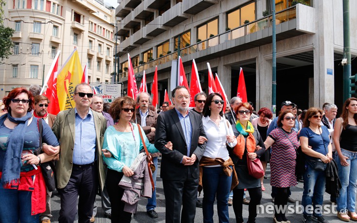 Η Λαϊκή Ενότητα παρούσα στη συγκέντρωση για το ασφαλιστικό