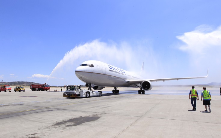 Η United Airlines ξεκινά απευθείας εποχικές πτήσεις συνδέοντας την Αθήνα με τη Νέα Υόρκη