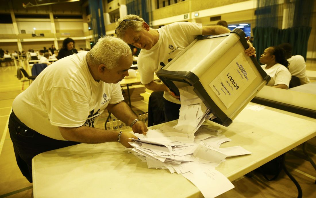 Προβάδισμα του Bremain με 52% δίνει η πρώτη δημοσκόπηση