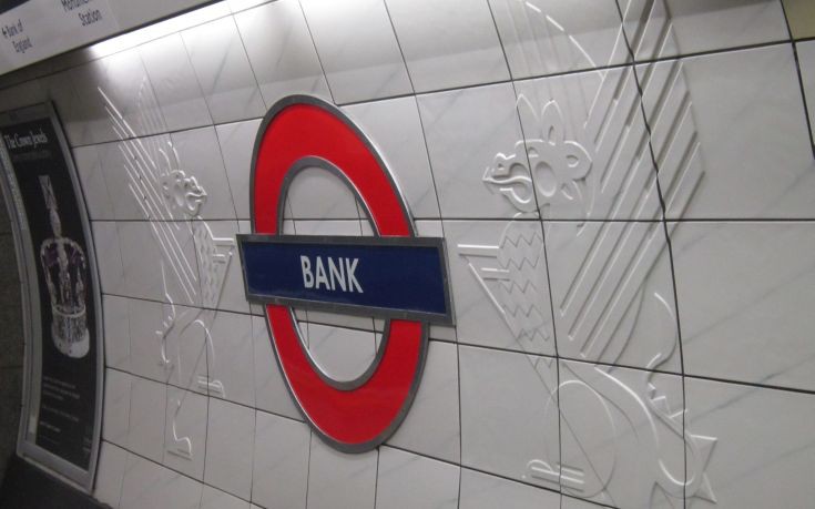 Φωτιά στο σταθμό «Bank» του μετρό στο Λονδίνο