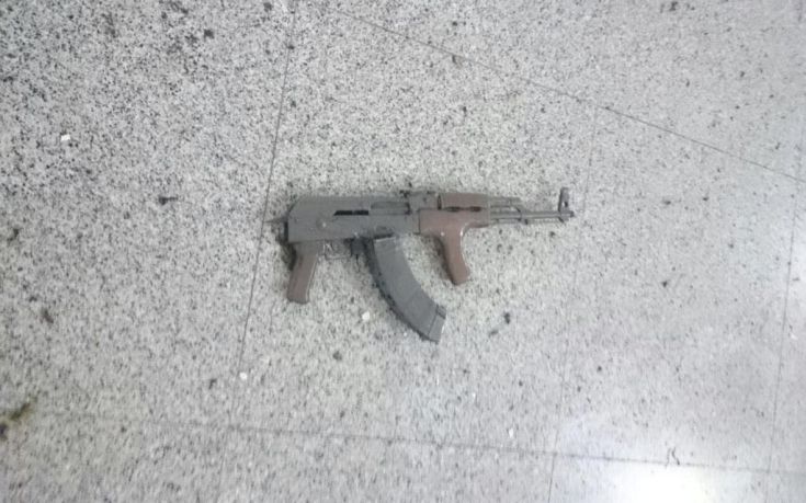 Αυτό είναι το όπλο ενός εκ των δραστών στην Κωνσταντινούπολη