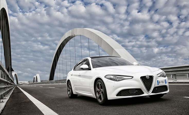 Η Alfa Romeo Giulia είναι πέντε αστέρων