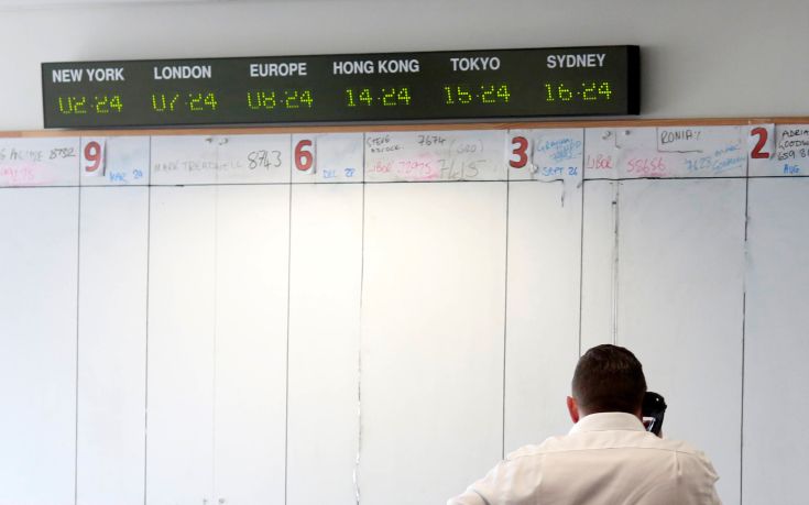 Σε νέο χαμηλό επίπεδο η απόδοση των 10ετών βρετανικών ομολόγων