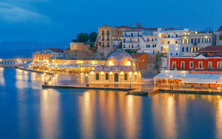 Ονειρική άποψη του πανέμορφου Παλιού Λιμανιού των Χανίων Ονειρική άποψη του πανέμορφου Παλιού Λιμανιού των Χανίων