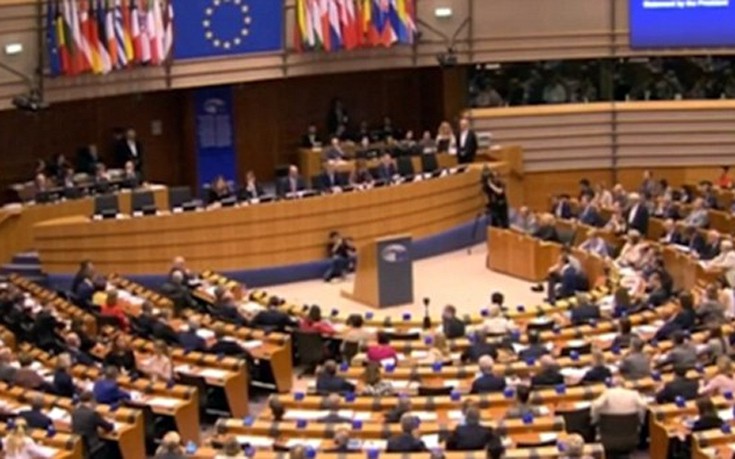 Φαρμακερές ατάκες, κόντρες και αναφορές στην Ελλάδα στο Ευρωκοινοβούλιο