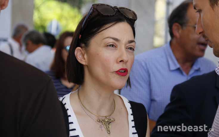 mnhmosunopapandreou3