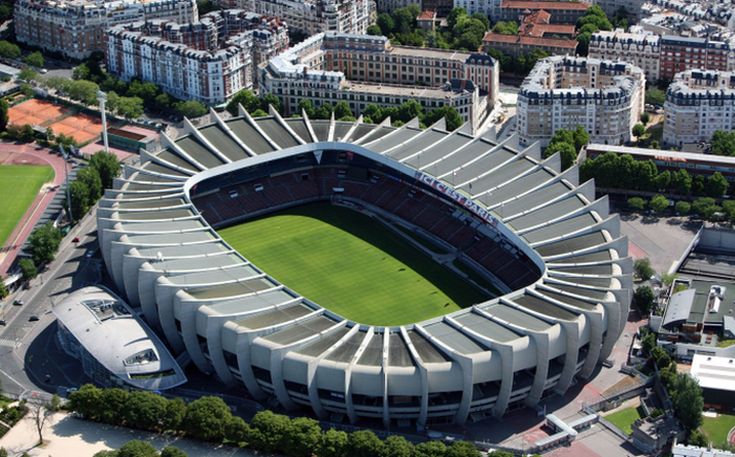 Το στολίδι του Παρισιού, Parc des Princes