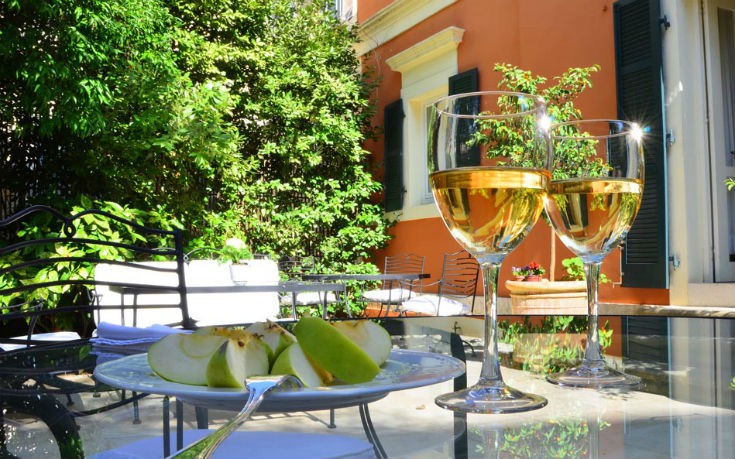 siorra-vittoria_2_edited siorra-vittoria_2_edited