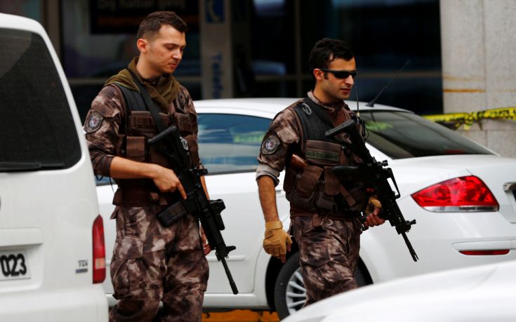 Στις 24 συνολικά οι συλλήψεις για την επίθεση στο Ατατούρκ